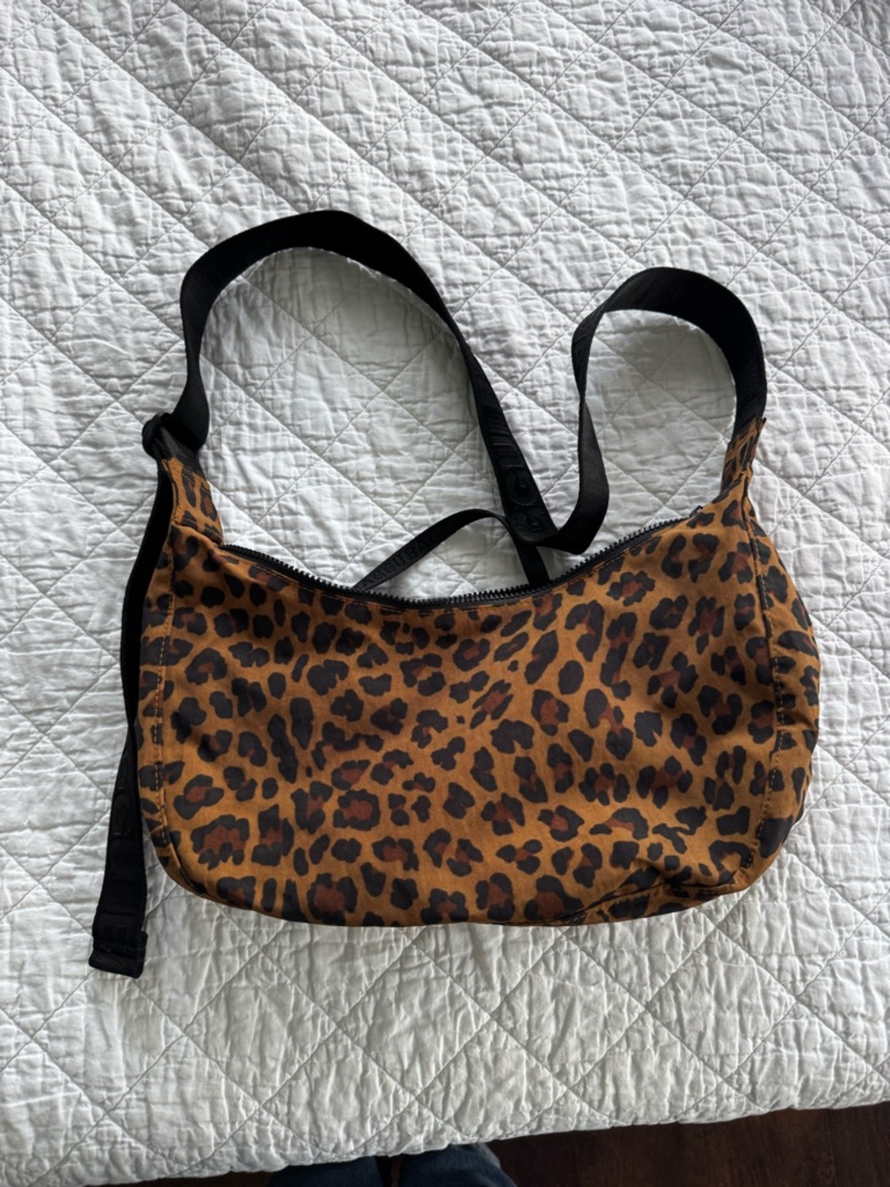 Baggu Medium Cresent Lepoard Print